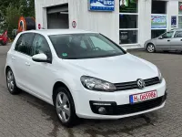 Gebraucht VW Golf VI 80 PS (58 kW) 2010 Weiß Kleinwagen
