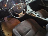 Gebraucht Lexus CT200h 136 PS (100 kW) 2017 Blau Limousine