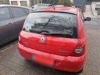 Gebraucht Renault Clio II 75 PS (55 kW) 2003 Rot Kleinwagen