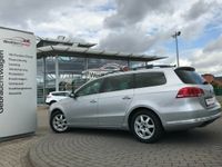 Gebraucht VW Passat 140 PS (102 kW) 2013 Silber metallic Kombi