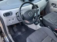 Occasion Renault Modus Dynamique 88 ch (64 kW) 2006 Gris Monospace