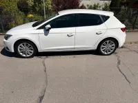 Używany Seat Leon 125 KM (91 kW) 2017 Biały Sedan/Limuzyna