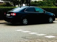 Gebraucht VW Jetta 105 PS (77 kW) 2005 Schwarz Limousine