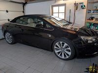 Usata Opel Cascada Active 200 CV (147 kW) 2017 Nero Cabrio