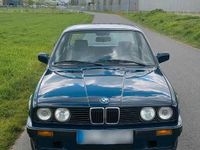 Używany BMW 320 129 KM (94 kW) 1987 Niebieski Coupe
