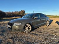 Gebraucht Audi A3 116 PS (85 kW) 2019 Grau Limousine