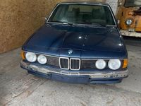Second-hand BMW 732 Executive 1984 Albastru Berlinǎ