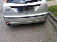 Usata Ford Focus 101 CV (74 kW) 2004 Argento Berlina