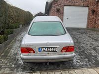 Gebraucht Mercedes 240 170 PS (125 kW) 1999 Silber Limousine