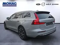 Używany Volvo V60 Plus 197 KM (144 kW) 2023 Srebrny Kombi