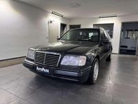 Usata Mercedes E320 220 CV (161 kW) 1993 Nero Station wagon