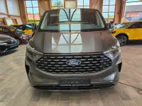 Gebraucht Ford Tourneo Titanium 136 PS (100 kW) 2025 Grau Van / Kleinbus
