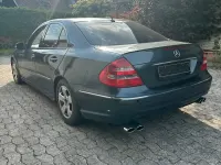 Gebraucht Mercedes E500 306 PS (225 kW) 2002 Andere farben Limousine