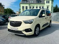 Gebraucht Opel Combo Innovation 131 PS (96 kW) 2020 Nacht schwarz/noir onyx Van / Kleinbus