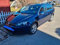 Gebraucht VW Golf VII Comfortline 140 PS (102 kW) 2012 Blau Kombi