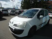 Gebraucht Renault Modus Expression 75 PS (55 kW) 2011 Weiß Van / Kleinbus