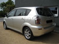 Gebraucht Toyota Corolla Verso Sol 129 PS (94 kW) 2005 Silber metallic Van / Kleinbus