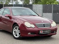 Gebraucht Mercedes C180 143 PS (105 kW) 2003 Violett Coupé