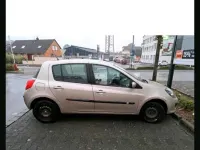 Gebraucht Renault Clio 90 PS (66 kW) 2008 Gold Kleinwagen