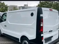 Gebraucht Renault Trafic 95 PS (69 kW) 2018 Weiß Van / Kleinbus
