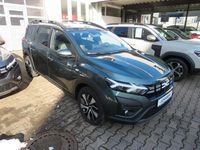 Neu Dacia Jogger Expression 110 PS (80 kW) 2025 Grün Van / Kleinbus