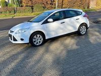 Gebraucht Ford Focus 86 PS (63 kW) 2014 Weiß Limousine