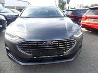 Gebraucht Ford Focus Titanium 125 PS (91 kW) 2024 Magnetic grau met. (metallic) Kombi