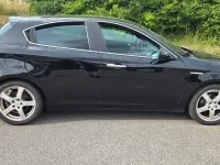 Gebraucht Alfa Romeo Giulietta 120 PS (88 kW) 2011 Schwarz Kleinwagen