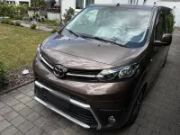 Gebraucht Toyota Proace 177 PS (130 kW) 2019 Braun Van / Kleinbus