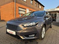 Używany Ford Focus Titanium 101 KM (74 kW) 2015 Brązowy Sedan/Limuzyna