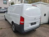 Gebraucht Mercedes Vito 102 PS (75 kW) 2022 Weiß Van