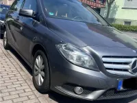 Gebraucht Mercedes B200 156 PS (114 kW) 2013 Silber Kleinwagen