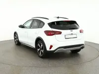 Używany Ford Focus Active 125 KM (91 kW) 2023 Biały Sedan/Limuzyna