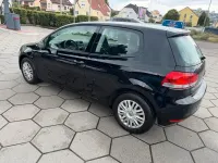 Gebraucht VW Golf VI 80 PS (58 kW) 2010 Schwarz Kleinwagen