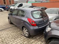 Gebraucht Hyundai i20 Classic 101 PS (74 kW) 2009 Grau Limousine