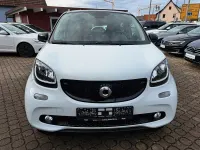 Gebraucht Smart ForFour Basis 90 PS (66 kW) 2018 Schwarz Kleinwagen