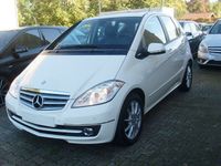 Gebraucht Mercedes A180 Elegance 116 PS (85 kW) 2010 Weiß Van / Kleinbus