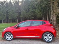 Gebraucht Renault Clio V Zen 91 PS (66 kW) 2021 Rot Limousine