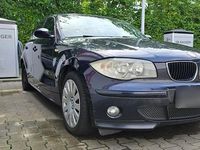 Gebraucht BMW 116 122 PS (89 kW) 2007 Schwarz Kleinwagen