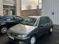 Gebraucht Peugeot 106 60 PS (44 kW) 1999 Silber Kleinwagen