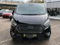 Gebraucht Ford Tourneo Titanium 150 PS (110 kW) 2022 Obsidianschwarz metallic Van / Kleinbus