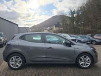 Gebraucht Renault Clio V Evolution 91 PS (66 kW) 2025 Grau Limousine