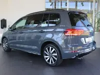 Gebraucht VW Touran Highline 150 PS (110 kW) 2024 Grau (delfingrau metallic) Van / Kleinbus