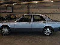 Gebraucht Mercedes 190 75 PS (55 kW) 1990 Blau Limousine