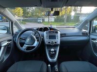 Gebraucht Toyota Verso 116 PS (85 kW) 2012 Weiß Van / Kleinbus