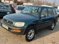 Gebraucht Toyota RAV4 150 PS (110 kW) 2001 Silver metallic / silver ash SUV