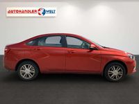 Gebraucht Lada Vesta 106 PS (77 kW) 2017 Orange Limousine
