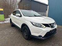 Gebraucht Nissan Qashqai Tekna 116 PS (85 kW) 2015 Weiß SUV
