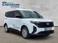 Gebraucht Ford Tourneo Courier Titanium 125 PS (91 kW) 2026 Weiß Van / Kleinbus