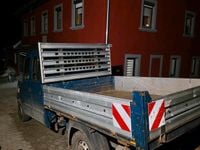 Gebraucht Renault Master 120 PS (88 kW) 2010 Grün Limousine